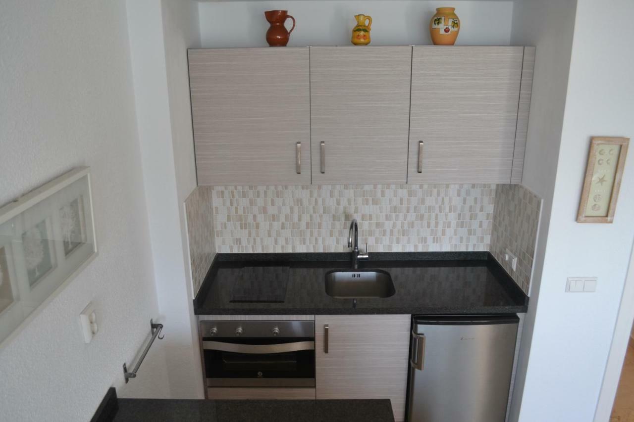 Sea Front Studio With Spacious Balcony Santa Clara Torremolinos Exteriör bild